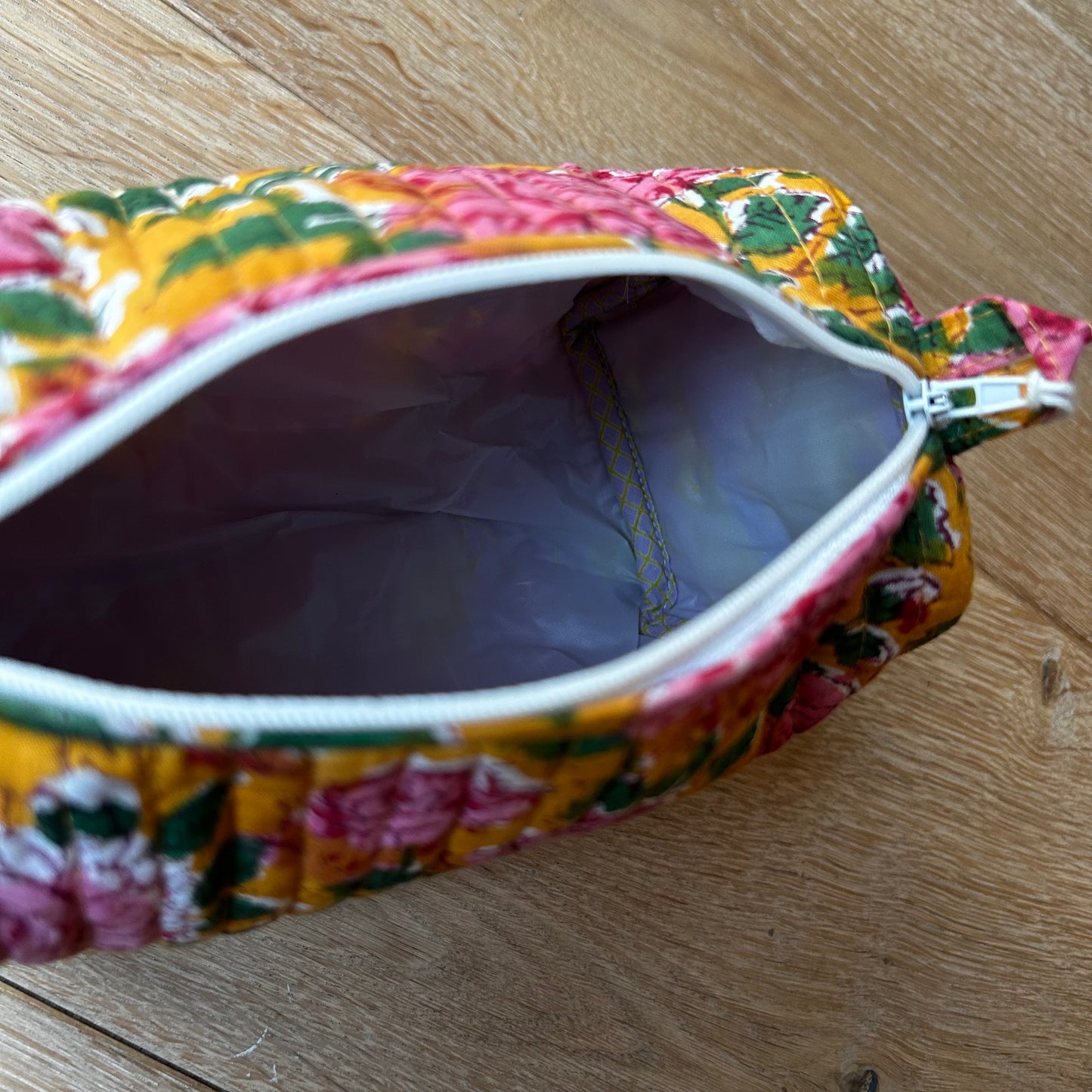 Toilettas Roos | Small